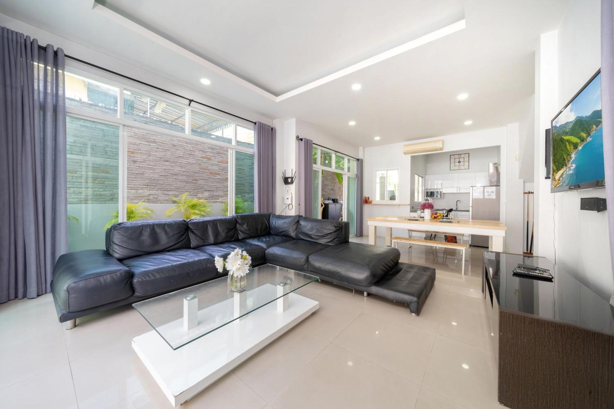 Appartement Elegant 3br Private Pool Sara Near Naiharn *
